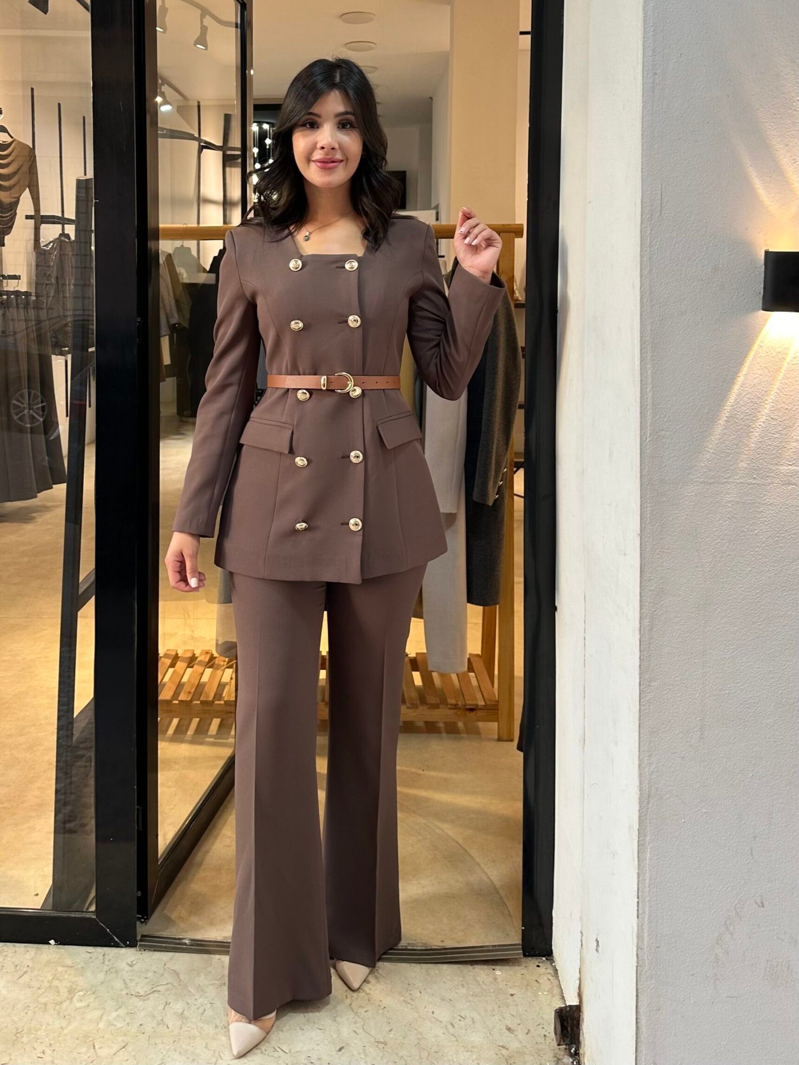 Tailleur AMAYA promo 9800 au lieu de 14800 – Image 25