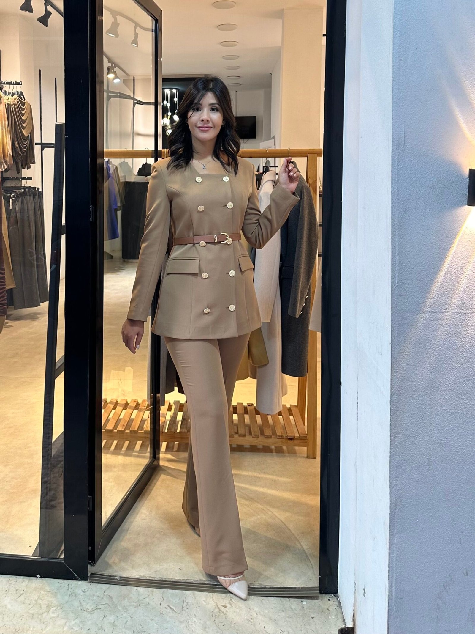 Tailleur AMAYA promo 9800 au lieu de 14800 – Image 29